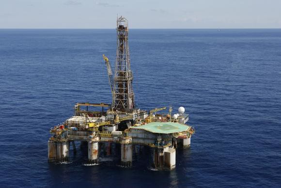 Câmara aprova projeto que define distribuição de recursos do megaleilão de petróleo