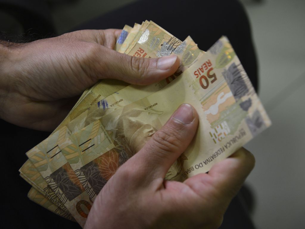 'Desenrola': dívidas de até R$ 5 mil poderão ser parceladas em 60 vezes; veja regras